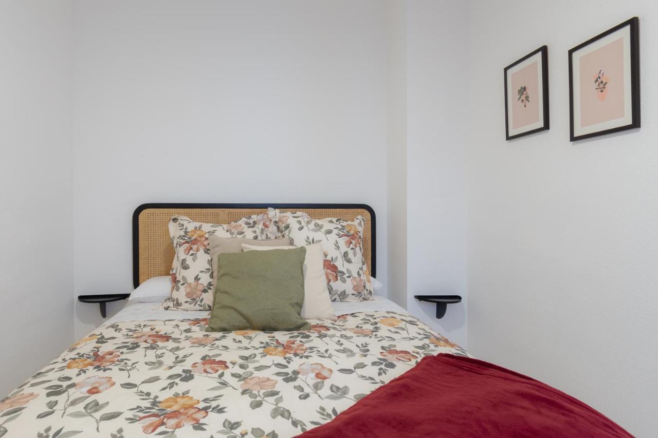 Bright Apartment With Patio And Balconies In The Center Malaga Exterior photo