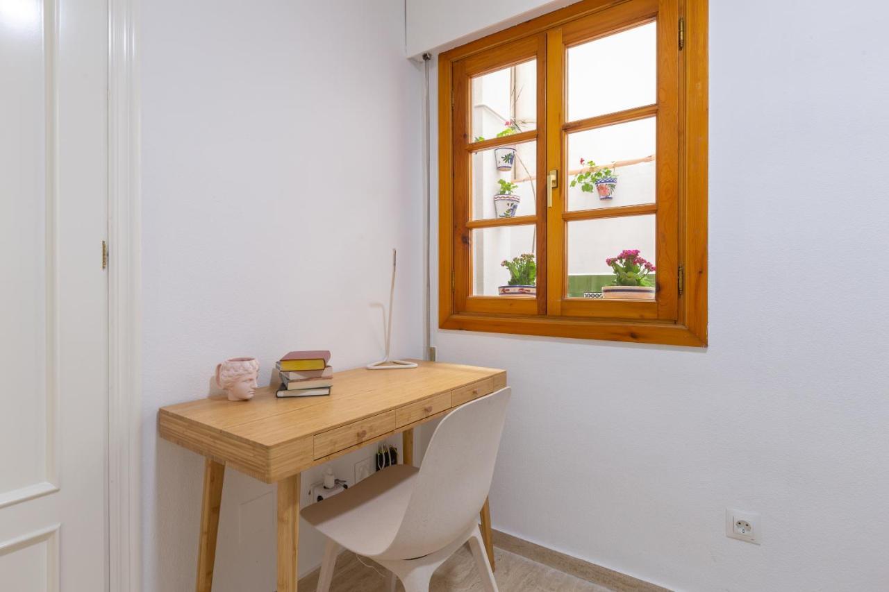 Bright Apartment With Patio And Balconies In The Center Malaga Exterior photo
